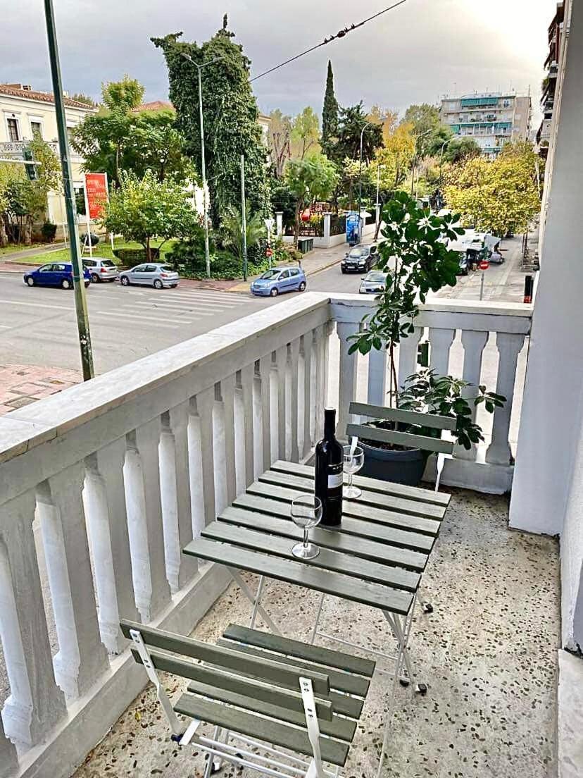 Comfortable Apartment In The City Center Athens Exterior photo